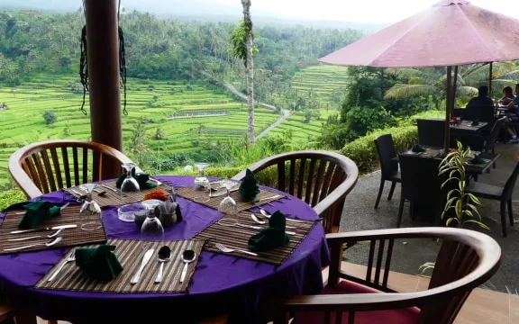 Mahagiri Restaurant at Mahagiri Villas & Spa Dreamland