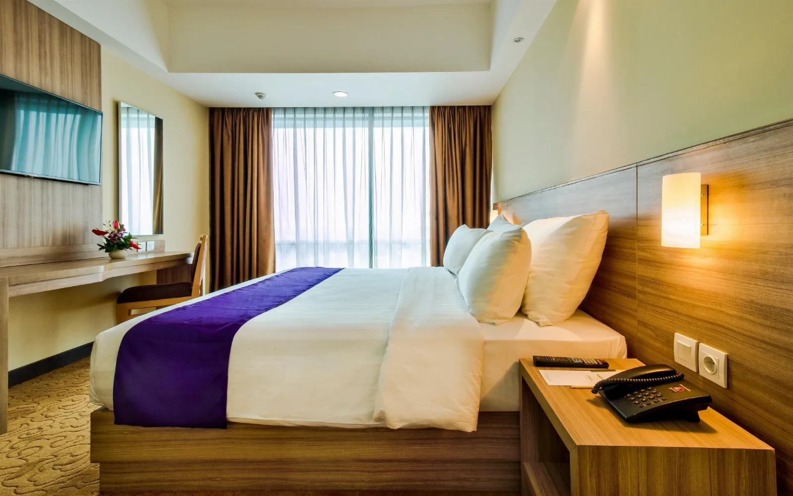 Malabar Coffee Shop at Horison Ultima Bekasi Hotel
