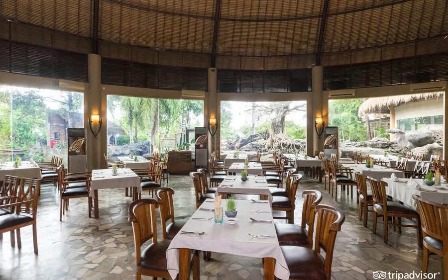 Mara Brasserie at Mara River Safari Lodge Hotel