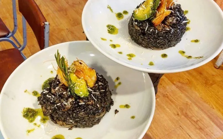 Maravilla Restaurant