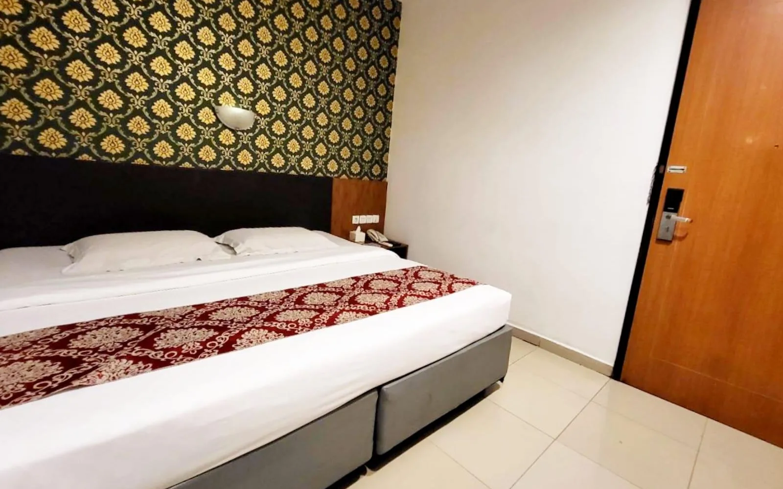Marilyn Restaurant at Marilyn Hotel Serpong