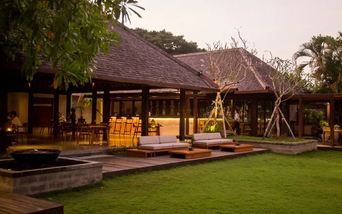 Mata Air Lounge at Villa Air Bali Boutique Resort and Spa