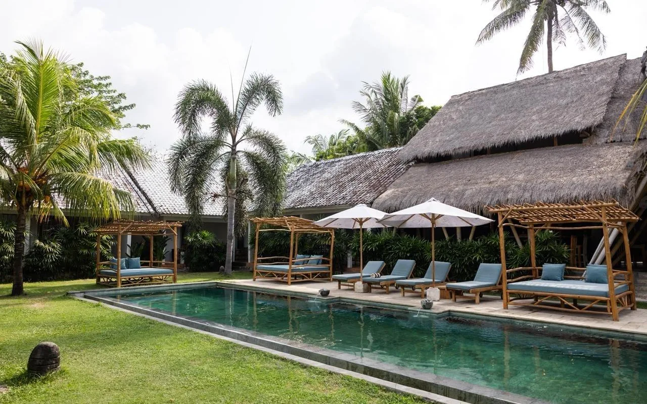 Nativo Oceanfront Restaurant at Nativo Lombok Hotel