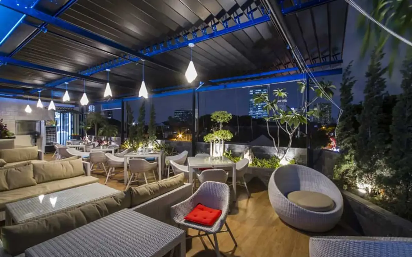 Nauli Rooftop Bar at Taman Nauli Boutique Rooms