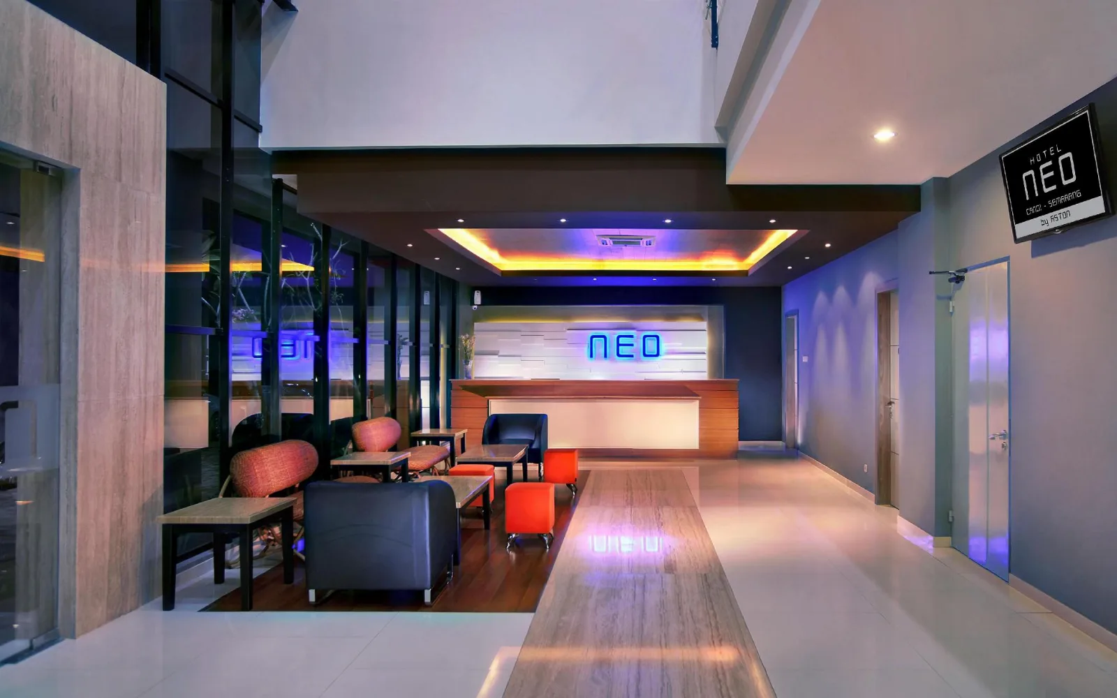 Neo Lounge at Hotel Neo Candi Simpang Lima - Semarang by ASTON