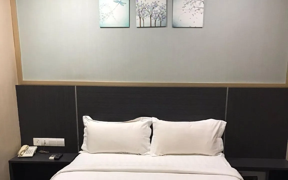 Nine Restaurant at Nine Days Hotel
