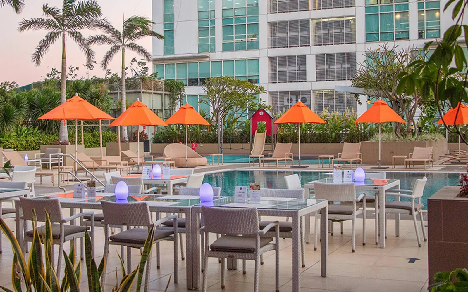 Novotel Pool Bar