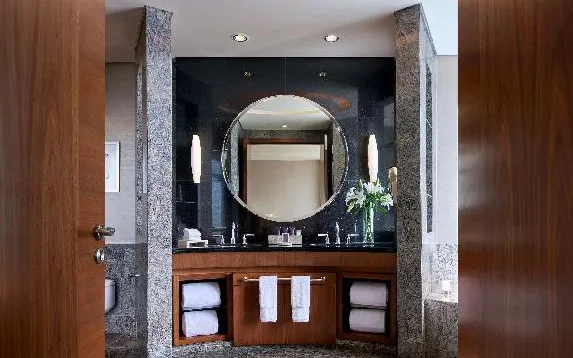 PASOLA Restaurant at The Ritz-Carlton Jakarta, Pacific Place