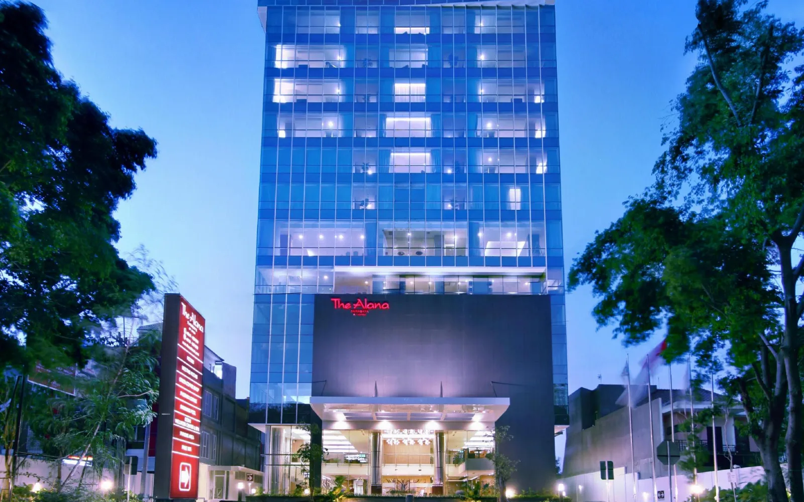 Phoenix Lounge at The Alana Hotel Surabaya