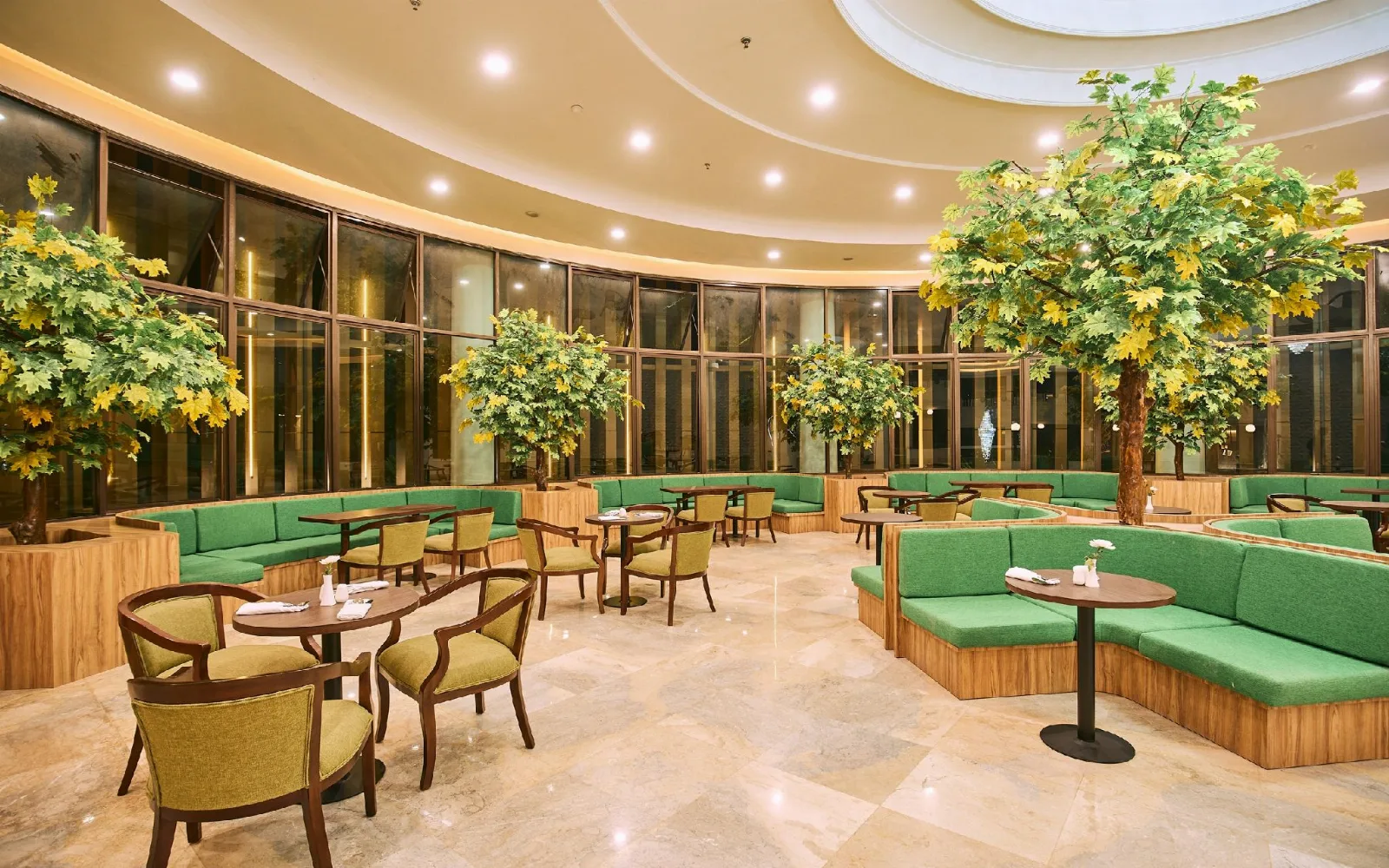 Pine Lounge