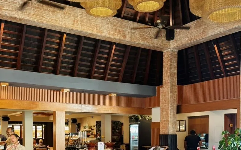 Poolside Lounge Bar at Villa Kayu Raja