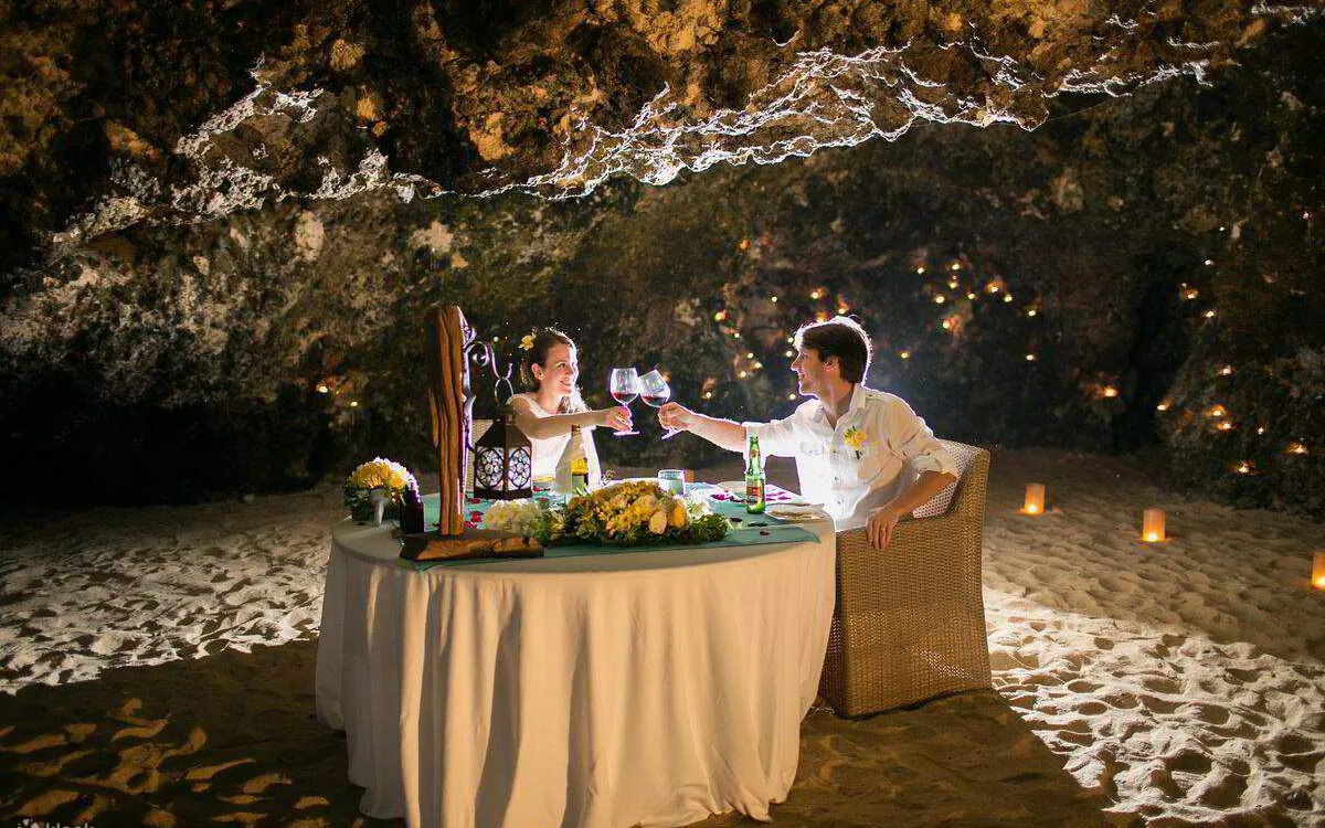 Private Beach Cave Dining
