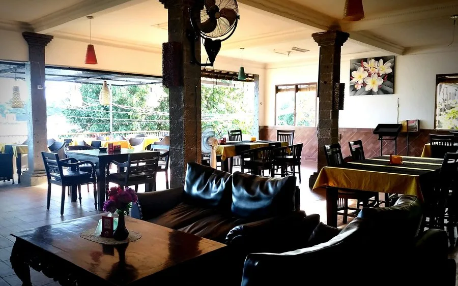 Puri Restaurant at Puri Bagus Manggis Hotel