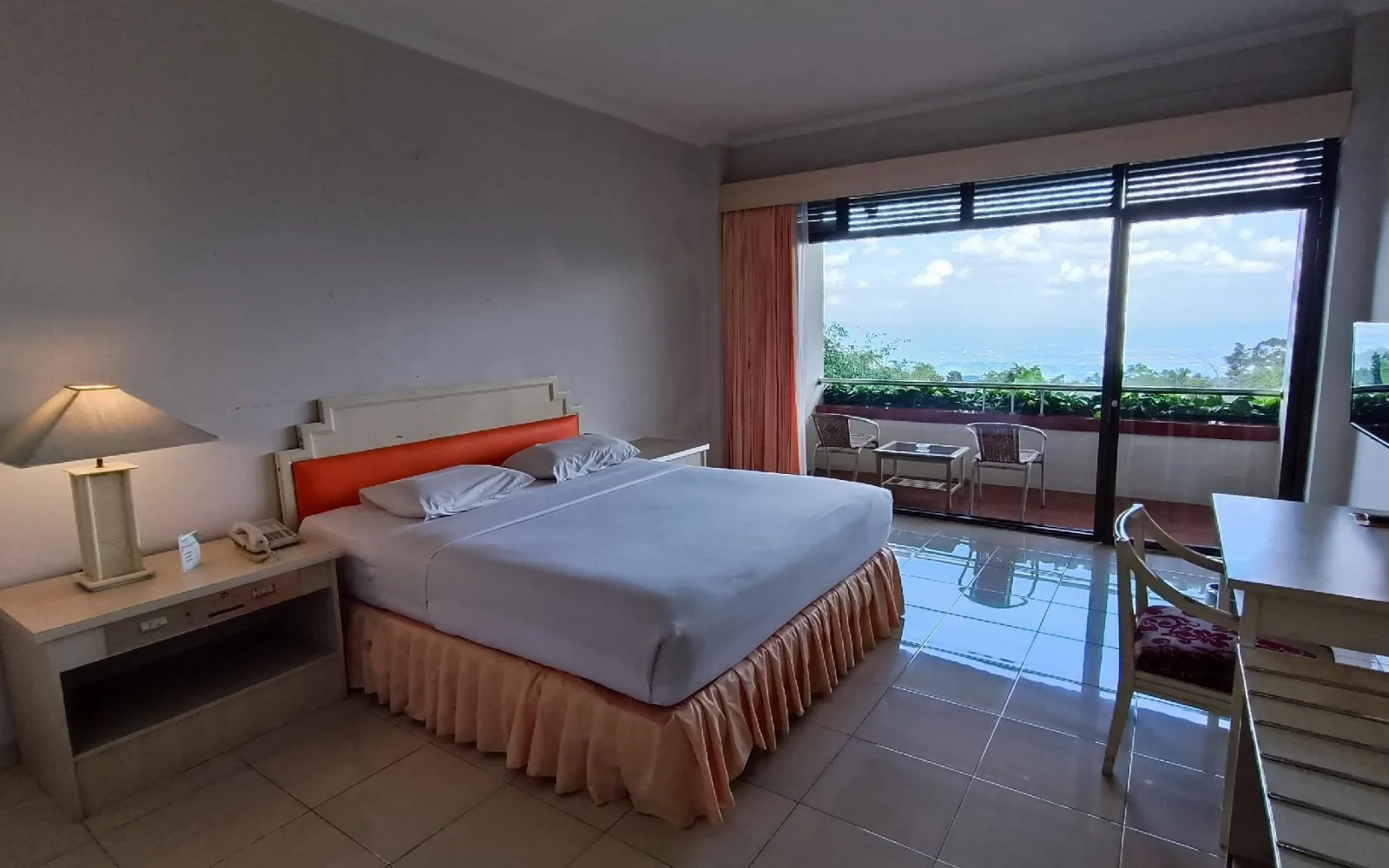 Queen Restaurant at Queen Garden Hotel Baturraden