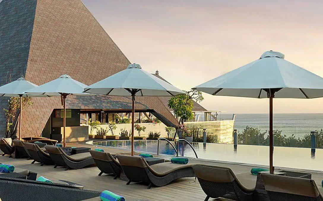 Rooftop Pool Bar at favehotel Kuta Kartika Plaza