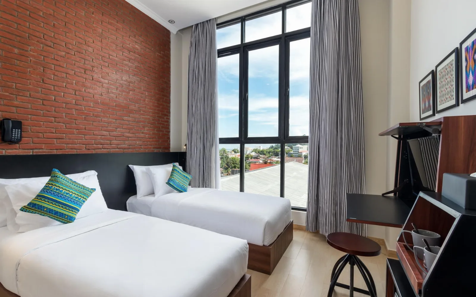 S Restaurant at S Loft Manado