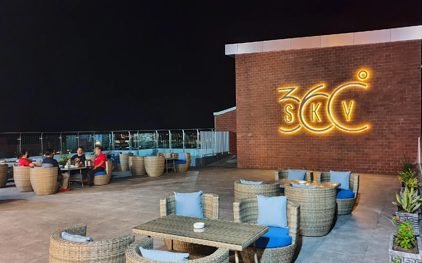 Sakeca Lounge