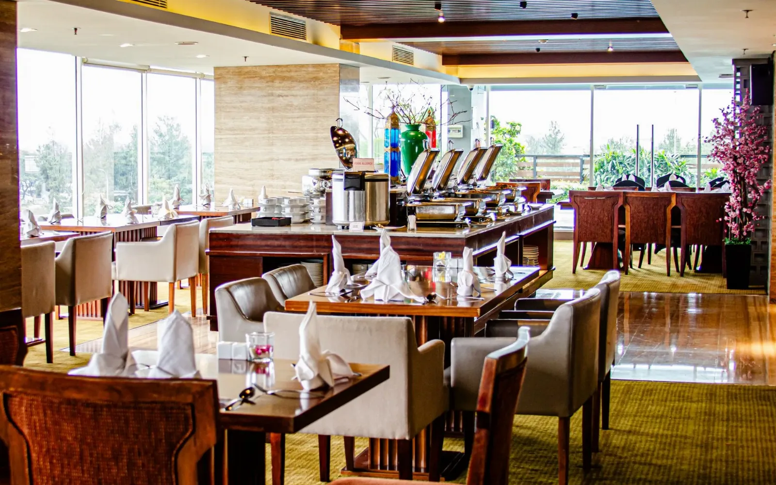 Sanur Bar & Lounge at Swiss-Belhotel Petitenget