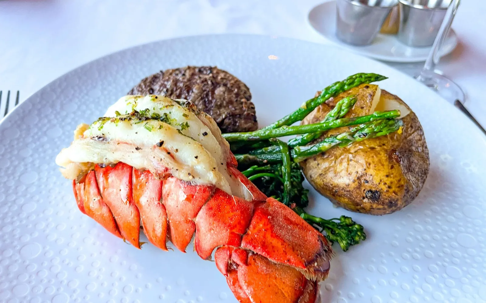 Seahaven Restaurant at Seahaven Villas by Kamuela