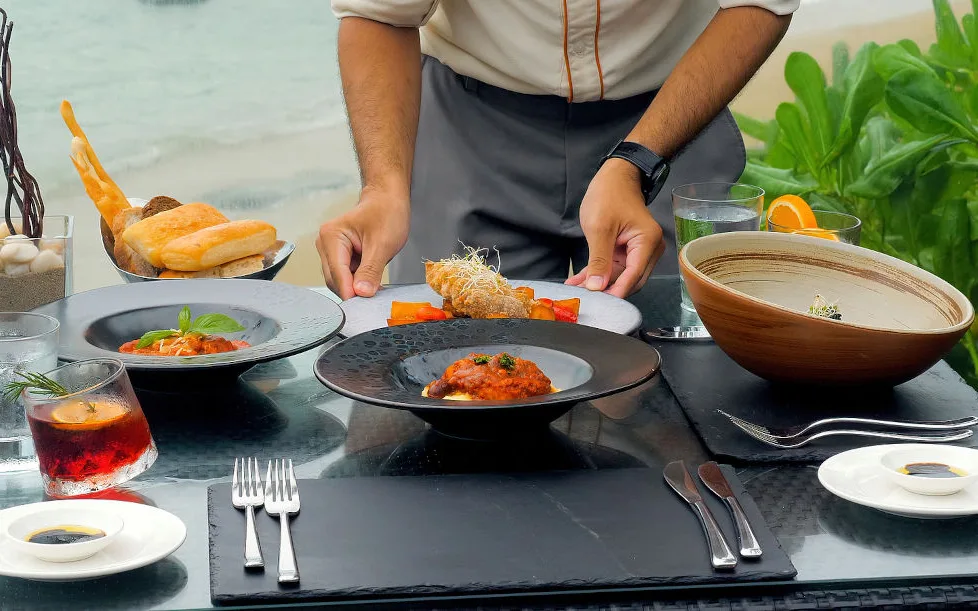 Seaside Terrace Restaurant at Parigata Resort And Spa