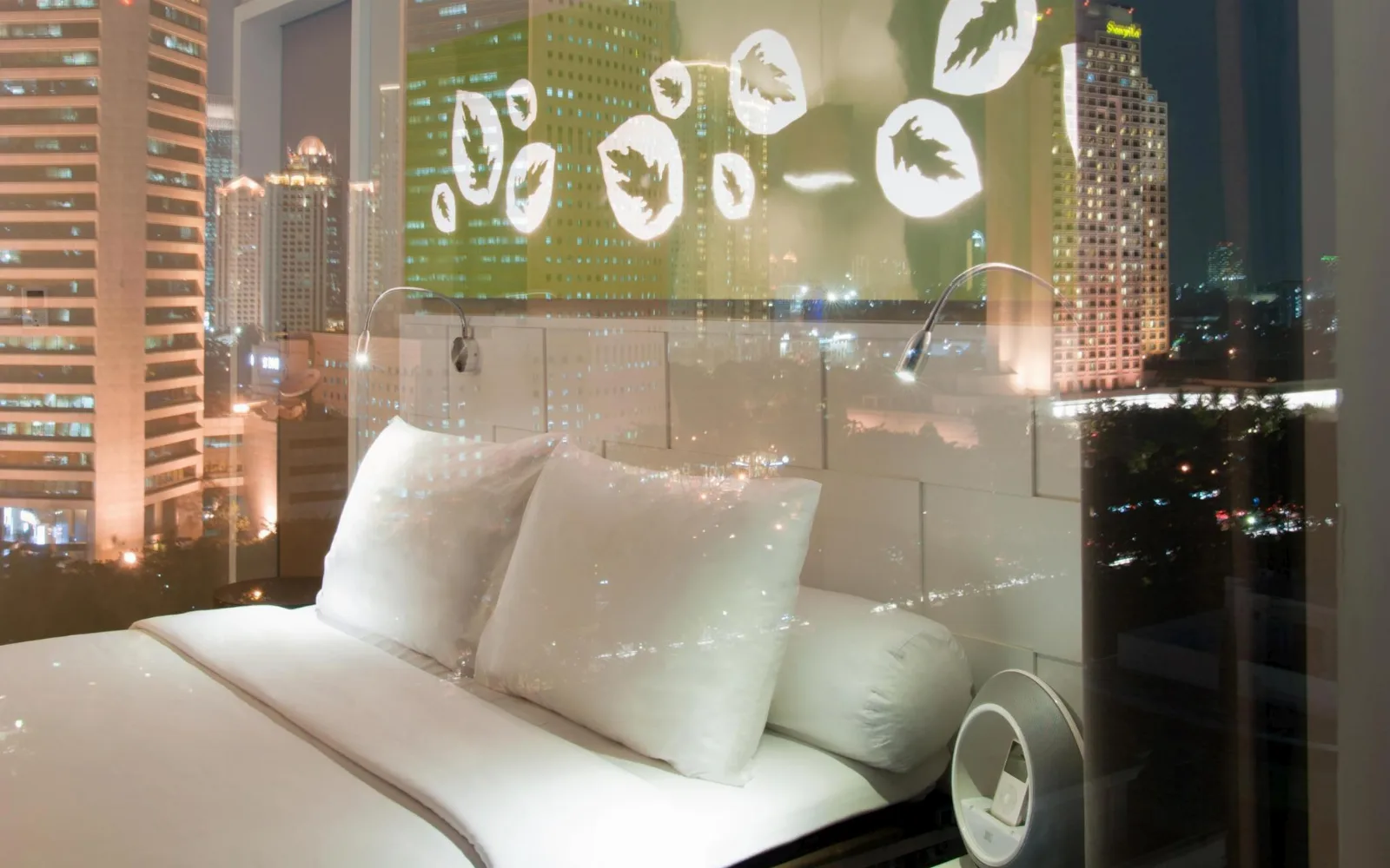 Skyloft Rooftop Restaurant at All Seasons Jakarta Thamrin Hotel
