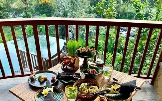 Sleeping Gajah Kitchen & Lounge at Wapa di Ume Sidemen