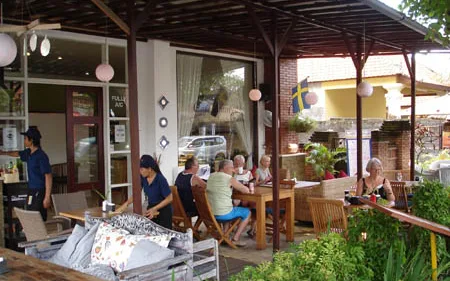 Smorgas Cafe Sanur