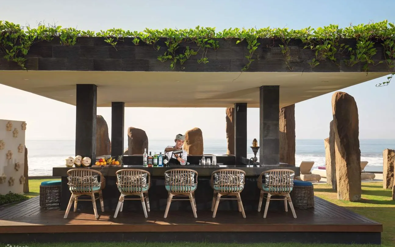 Standing Stones Restaurant