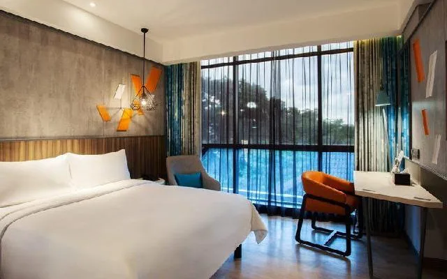 sTREATs Restaurant at ibis Styles Medan Pattimura