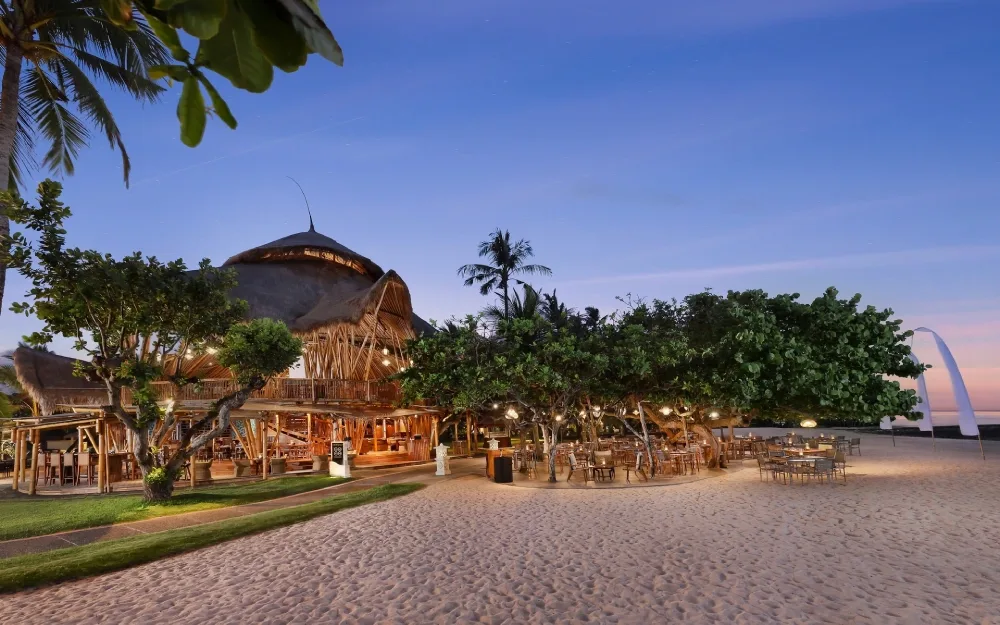 Suaka Restaurant at The Suaka Baliaga, Luxury Beachside Villas