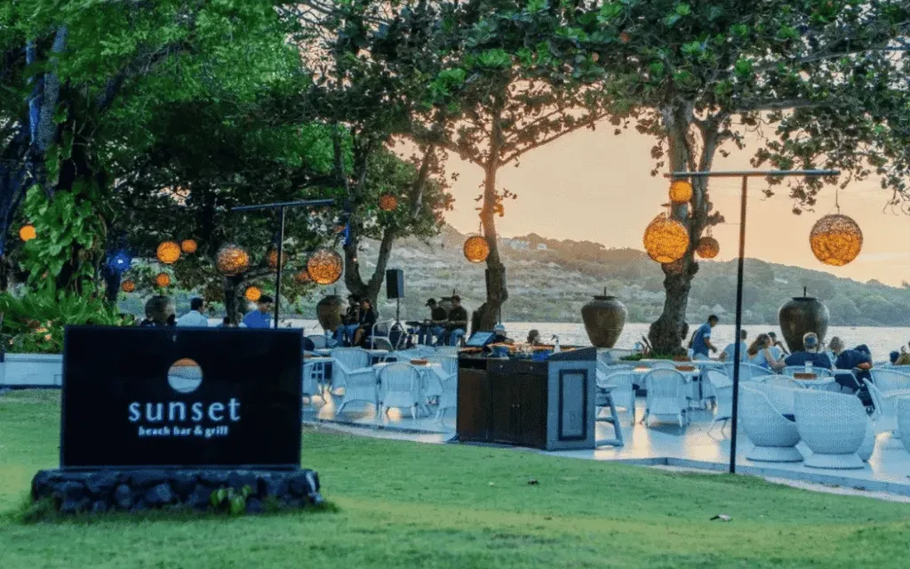 Sunset Beach Bar & Grill InterContinental