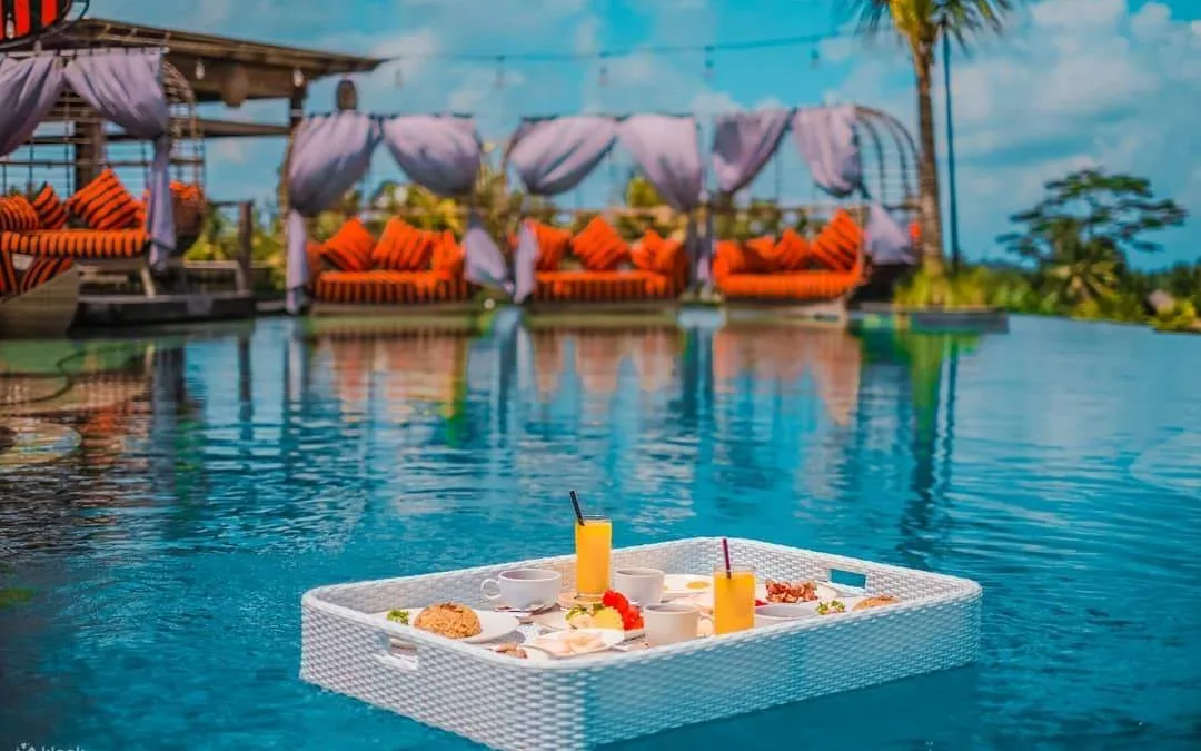 Sunset Pool Bar