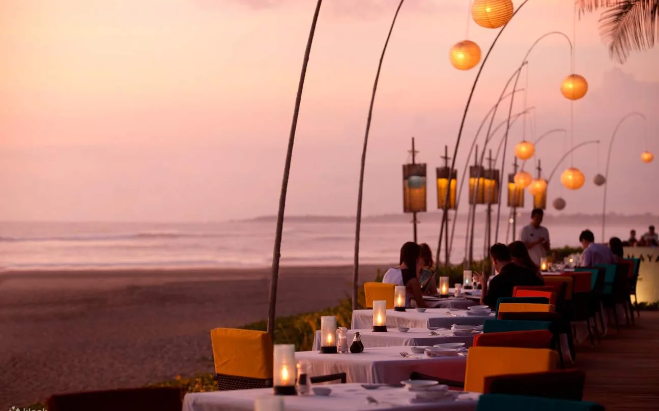 Sunset Restaurant at Sunset Point Hotel Seminyak