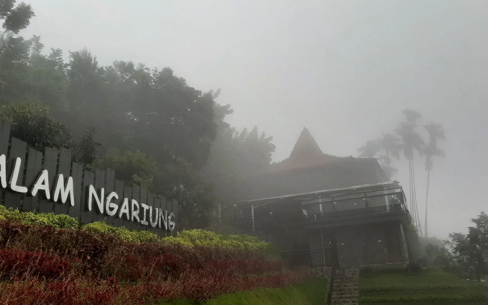 Sunset Terrace & Bar at Alam Ngariung Resort