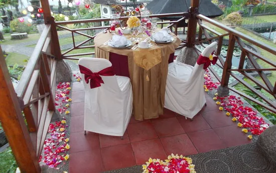 Taman Restaurant at Taman Tirta Ayu Pool & Mansion