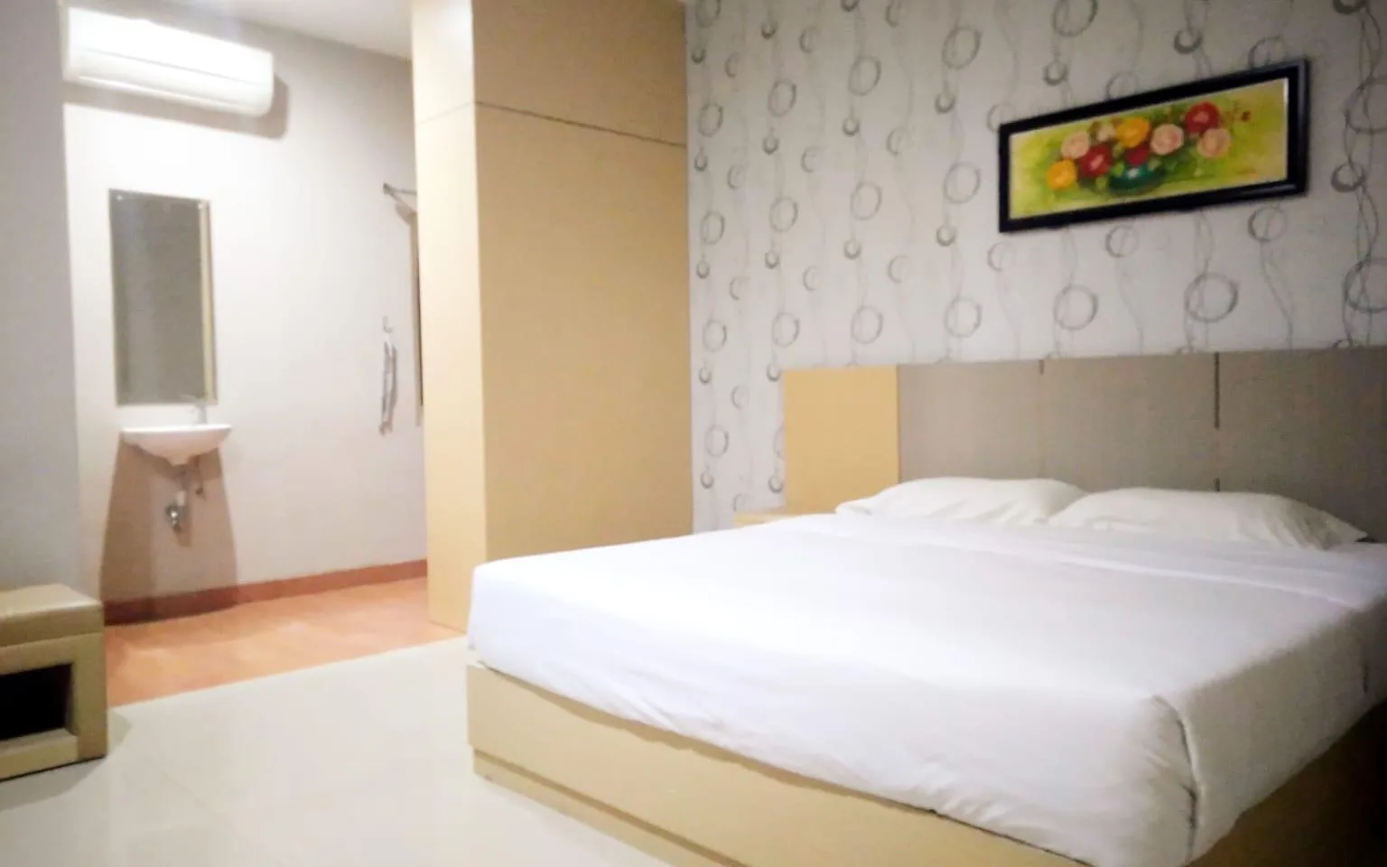Tembok Restaurant at Tembok Batu Residence