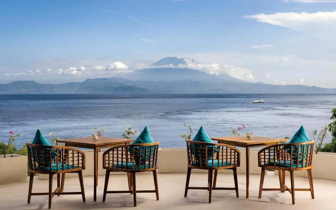 The Abasan Lounge at Abasan Hills Hotel and Spa Penida