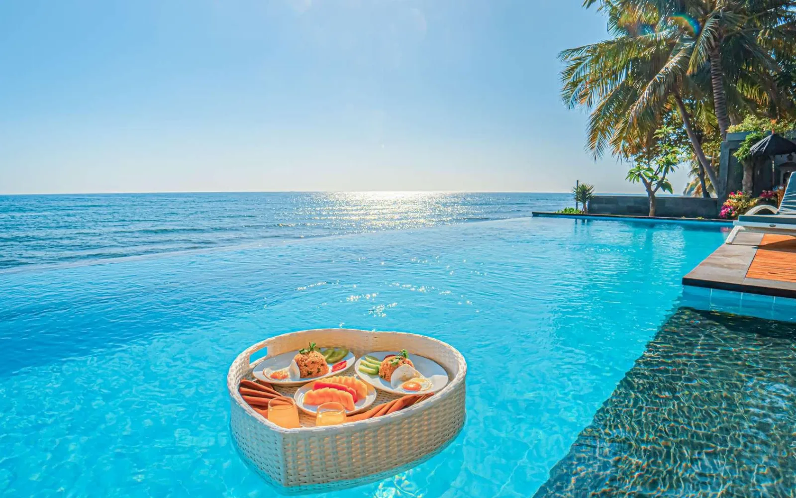 The Air Lounge at Air Sanih Beach Villa