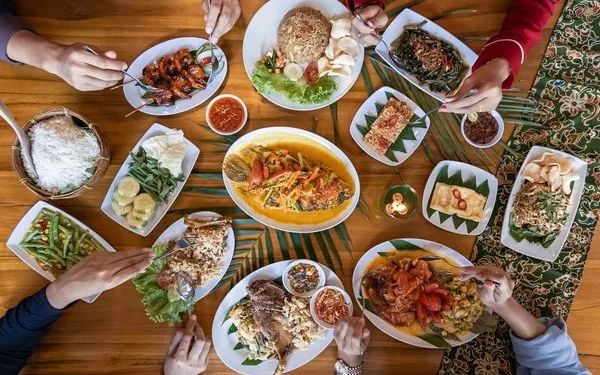 The Apit Lounge at Apit Lawang Villas & Resto