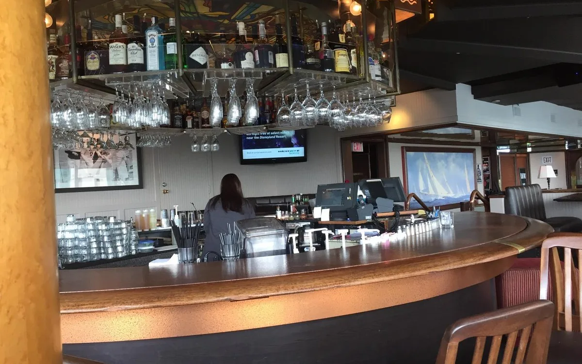 The Bayside Lounge at Bayside Bungalows