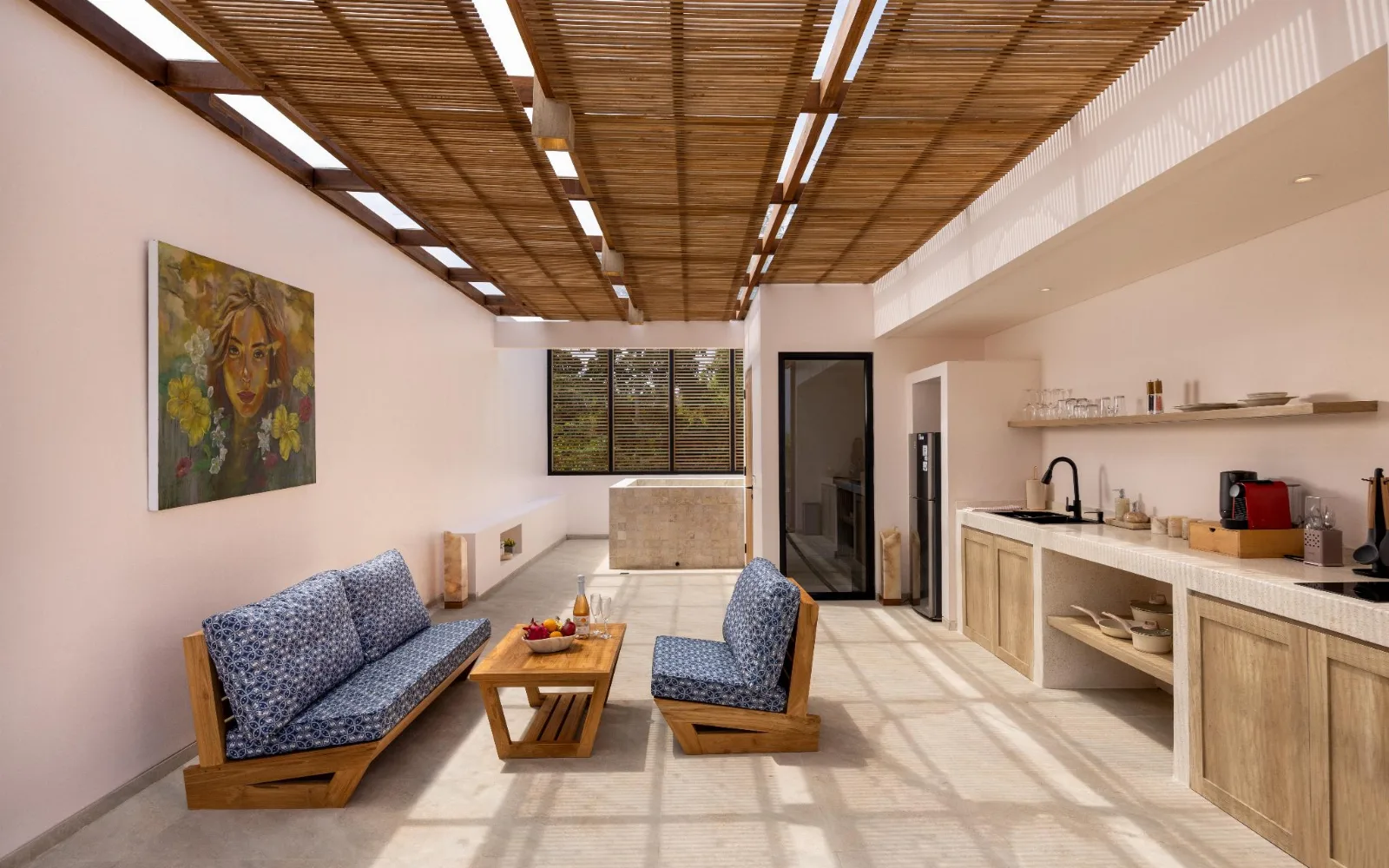 The Bohemian Lounge at Bohemian Beachfront Apartments