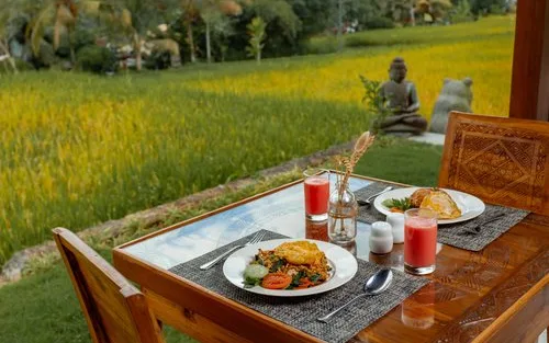 The Campuhan Sunset Lounge