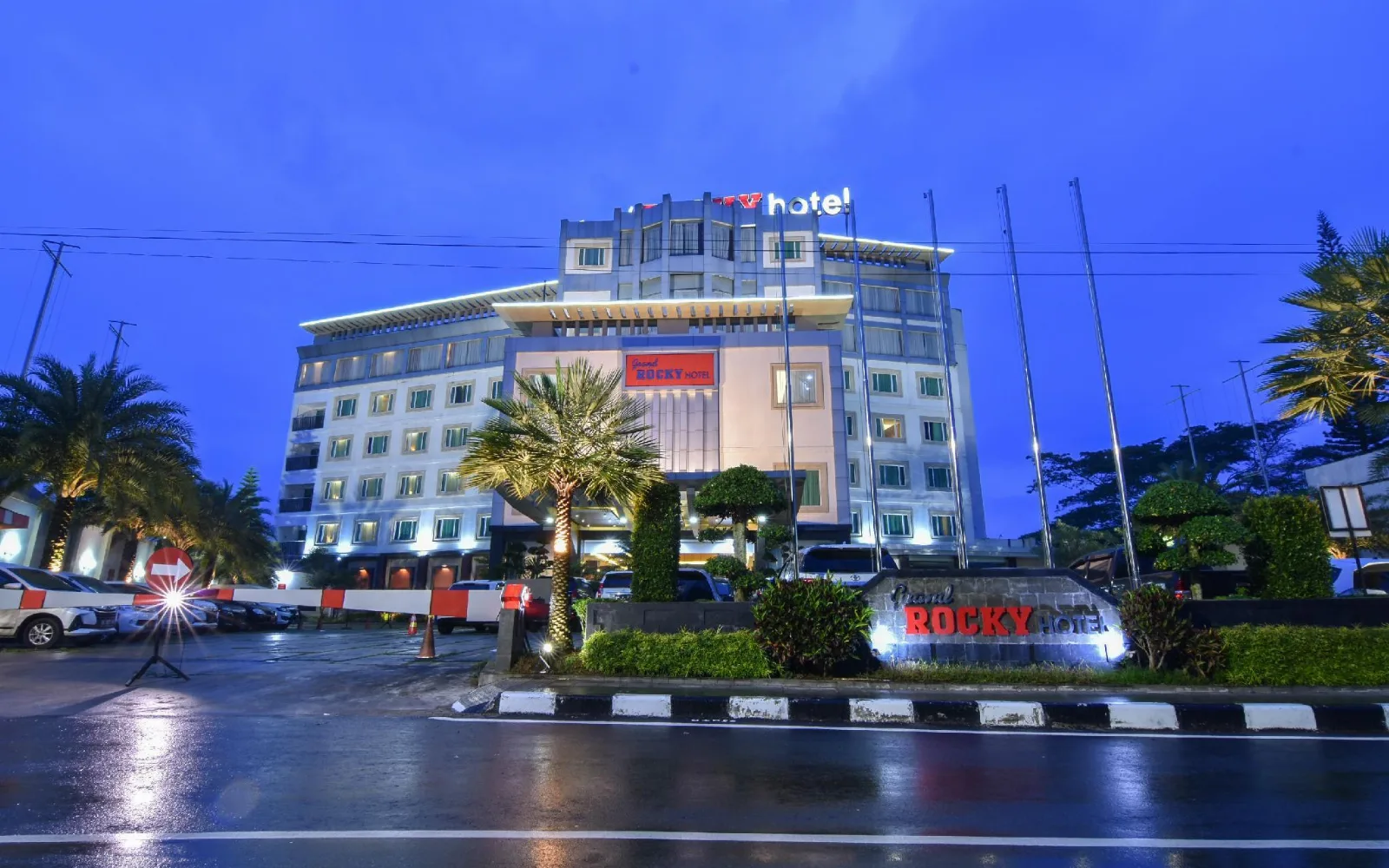 The Coffee Corner at Grand Rocky Hotel Bukittinggi