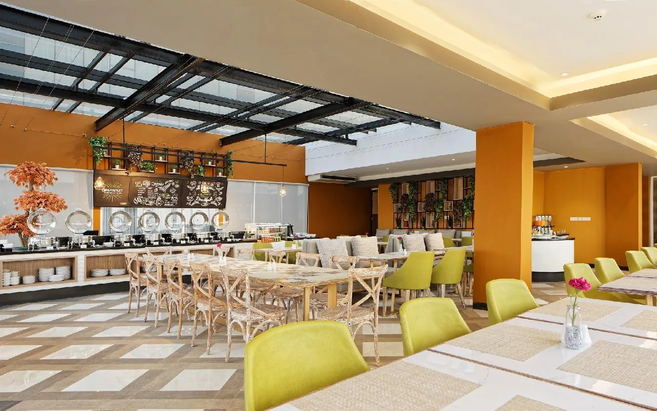 The Coffee Lounge at MaxOneHotels.com @ Platinum Hayam Wuruk Jakarta