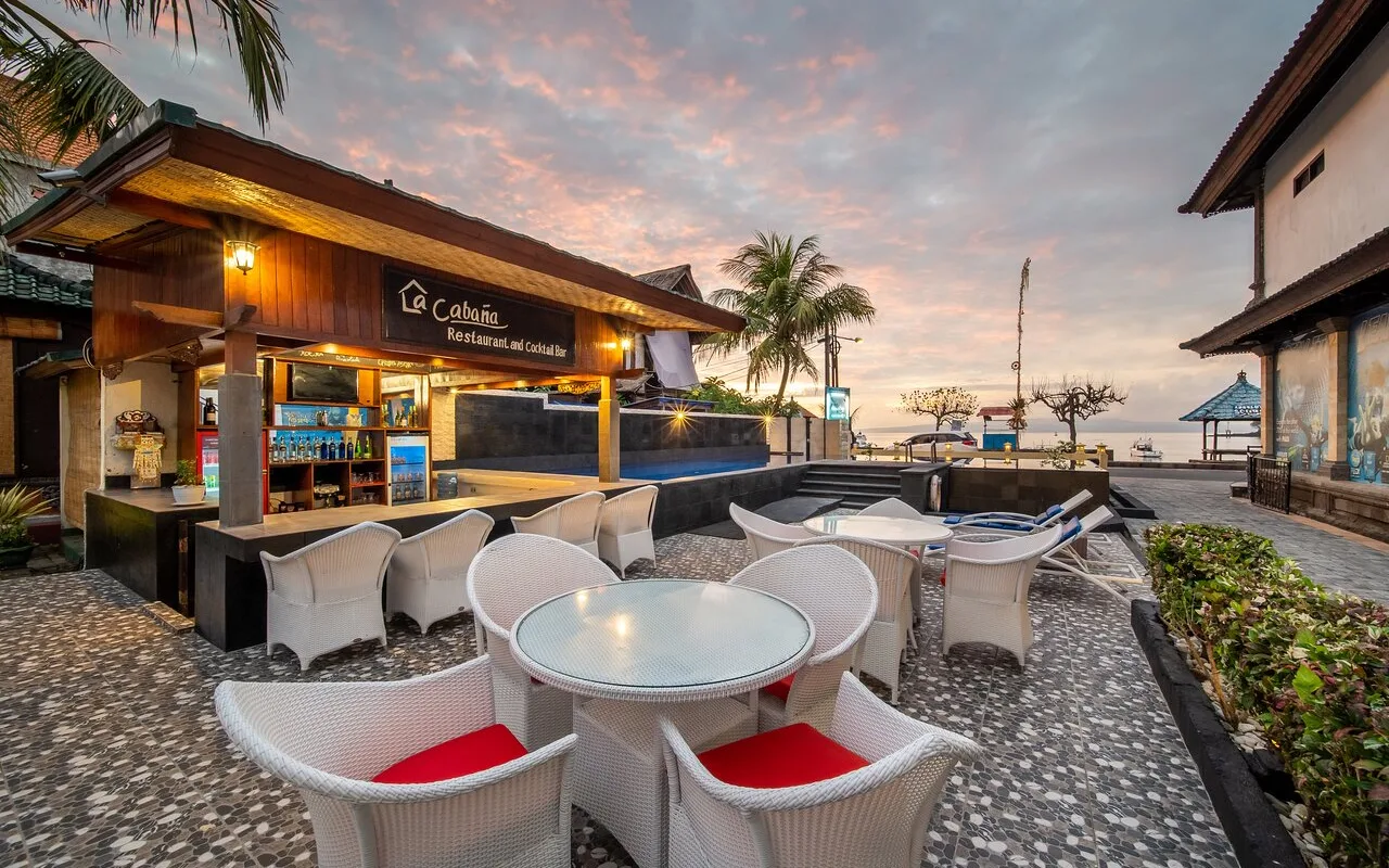 The Dewi Lounge