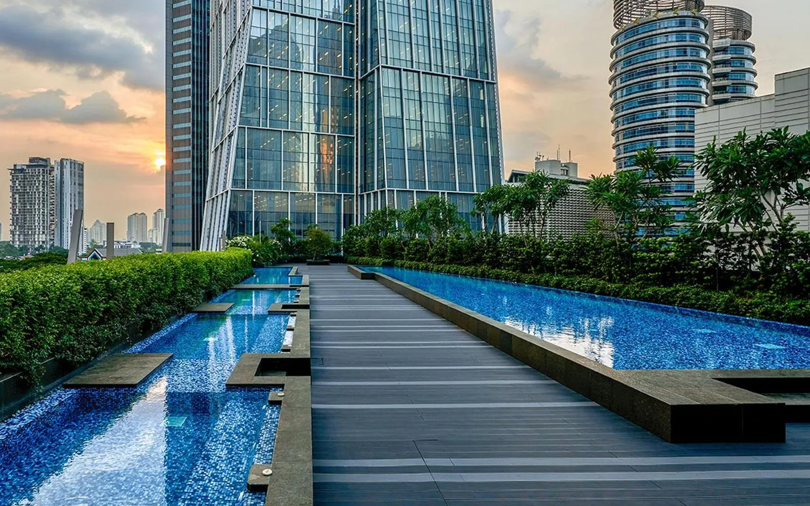 The District Lounge & Bar at Discovery SCBD