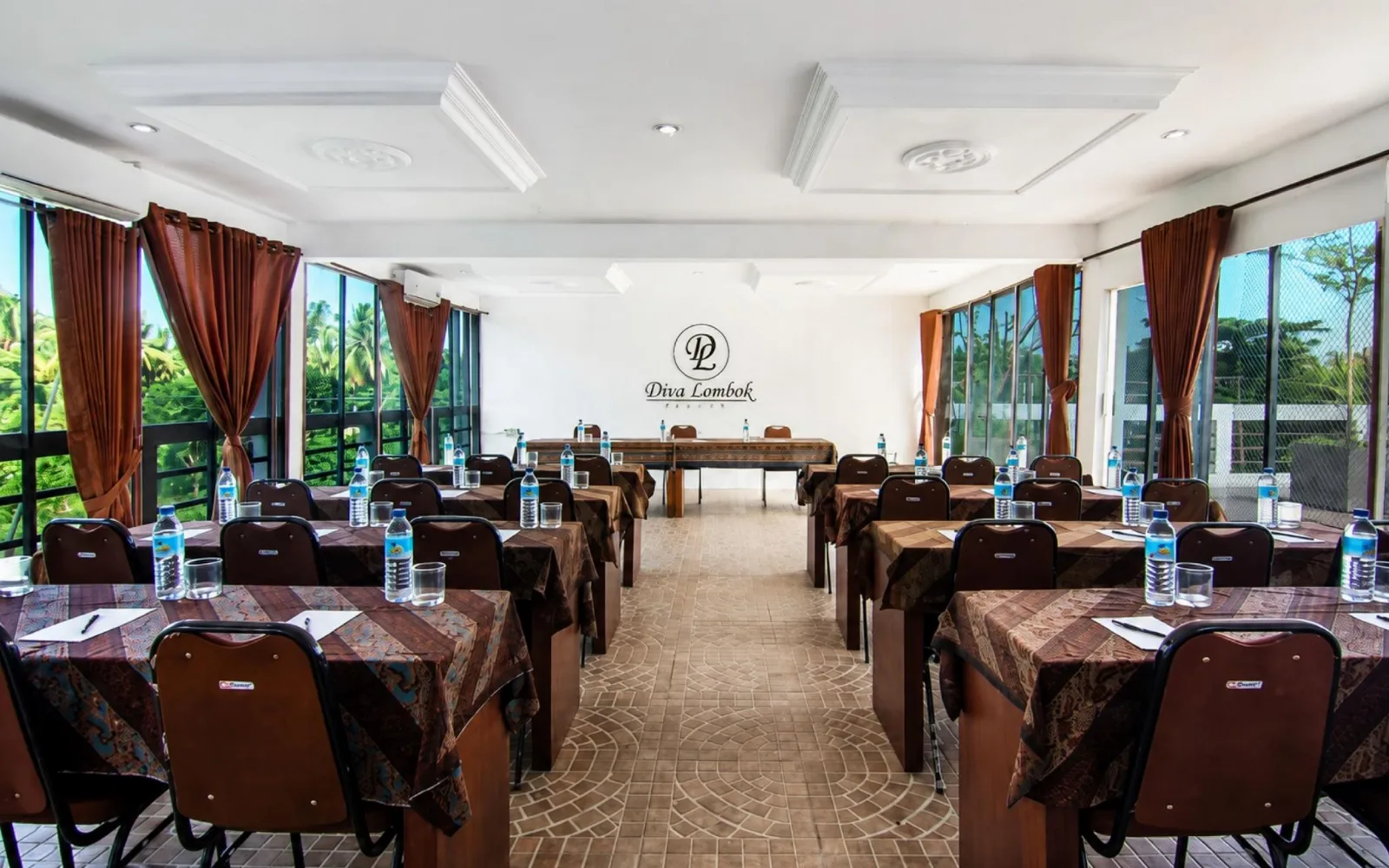 The Diva Beach Club & Lounge at Diva Lombok Resort