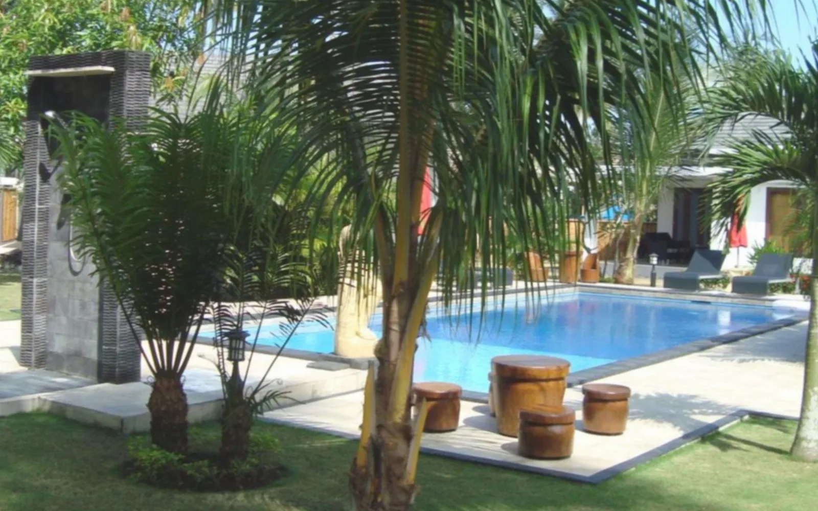 The Dream Beach Club & Lounge