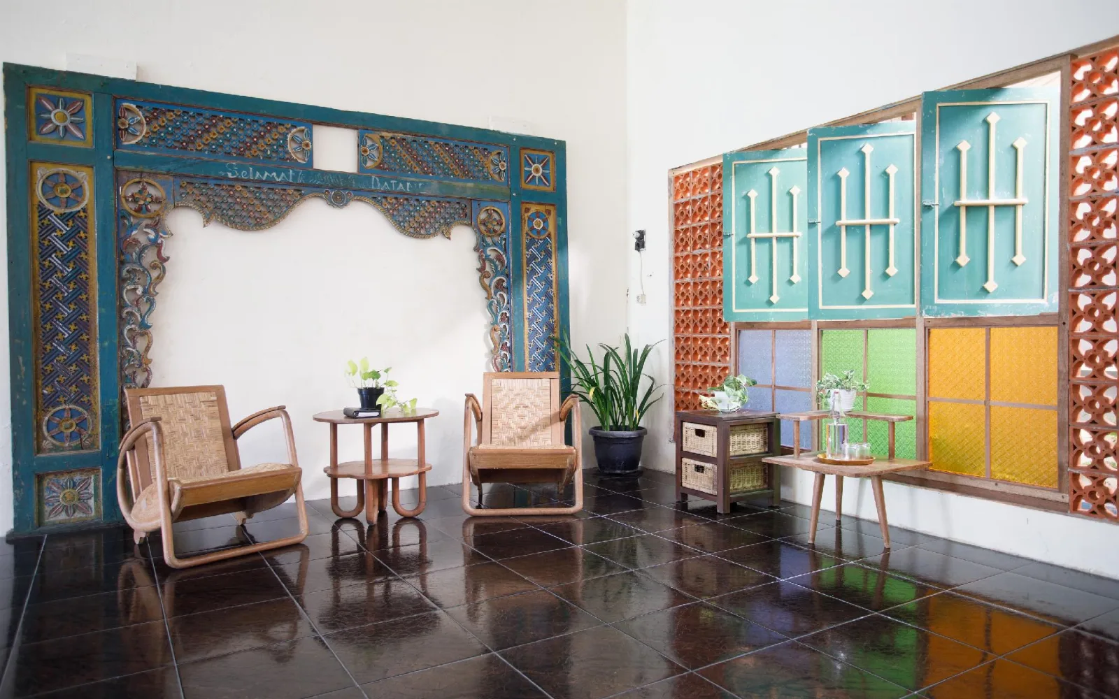 The Garden Lounge