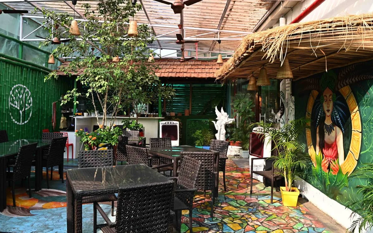 The Garden Lounge